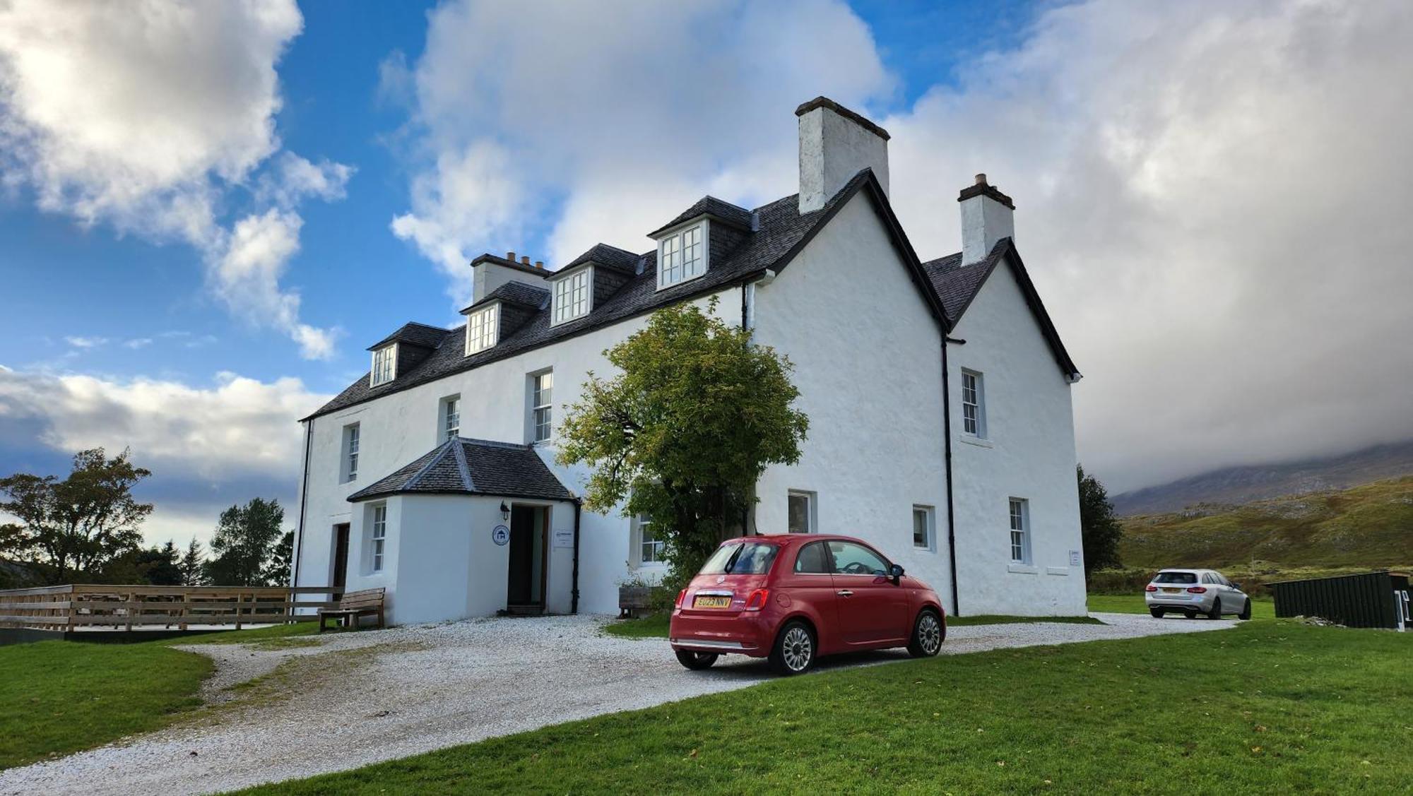 Inchnadamph Explorers Lodge Экстерьер фото